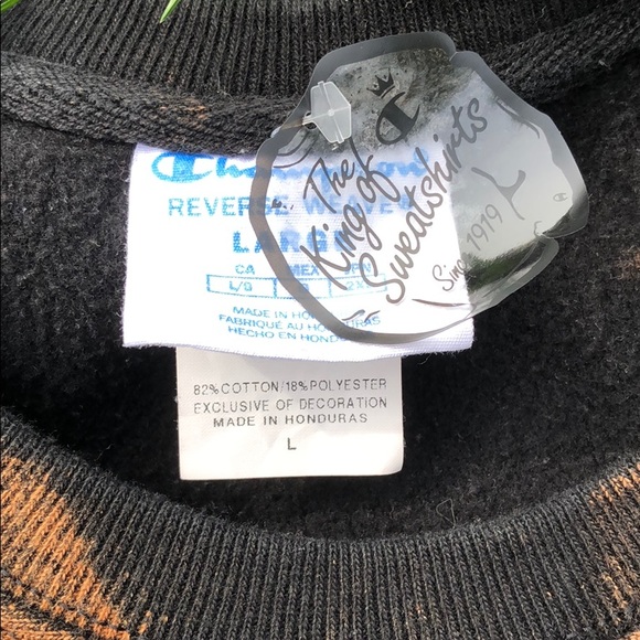 Men’s Large Champion Crew Neck - Picture 3 of 3